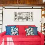Trastevere Alley Apartment