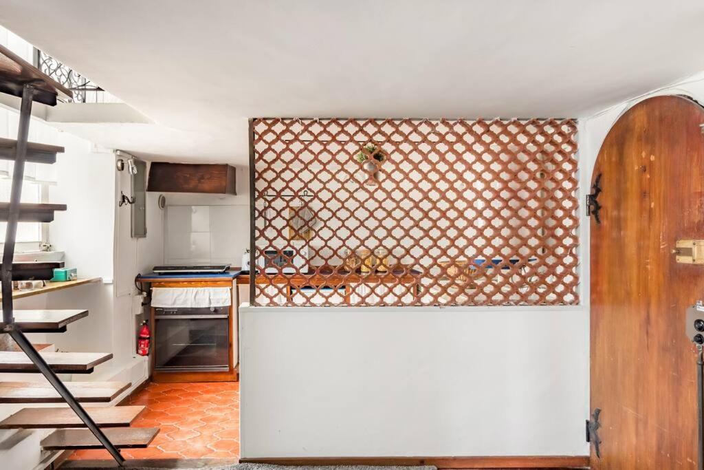 Trastevere Alley Apartment Rom