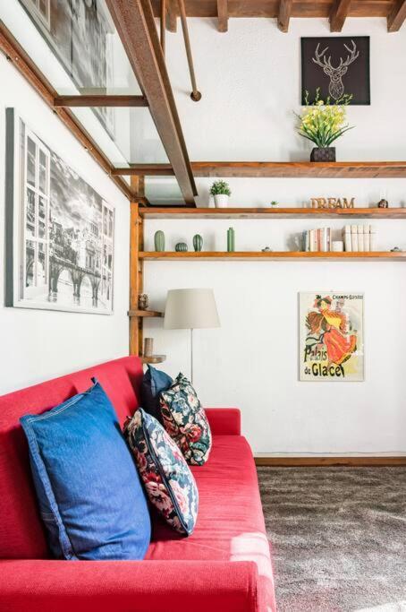 Trastevere Alley Apartment